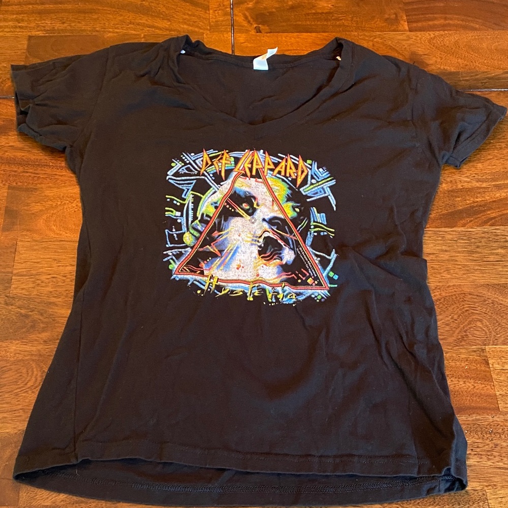 Women’s Def Leppard, black T-shirt, hysteria